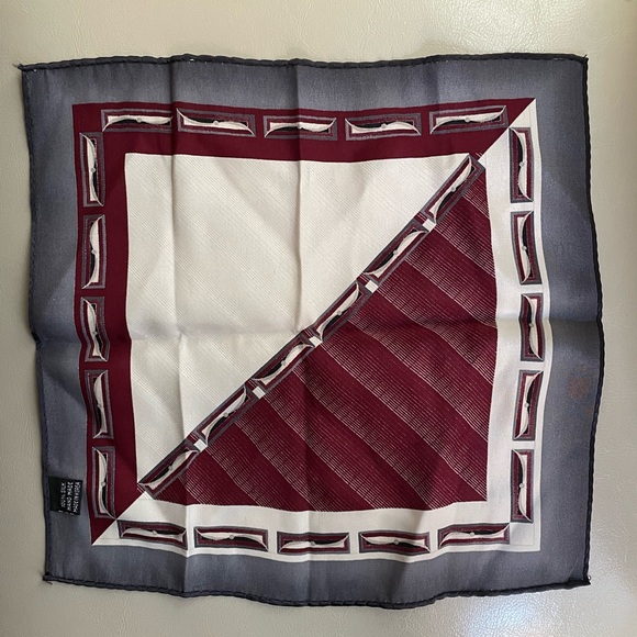 Vintage Geometric Print Silk Pocket Square Handkerchief.. - Picture 4 of 6